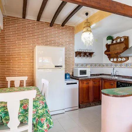Retiro Levante Apartment